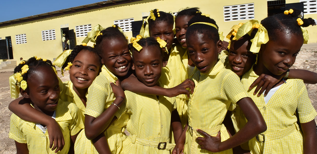 Image of schoolgirls in Haiti