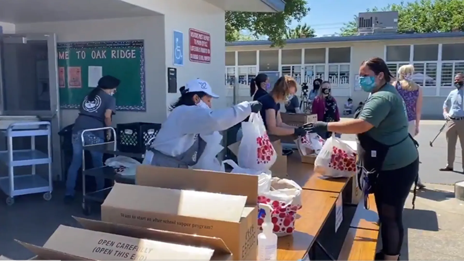 Meal distribution in Sacramento during the COVID-19 pandemic