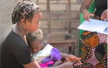 Image of mother in Zambia with young child